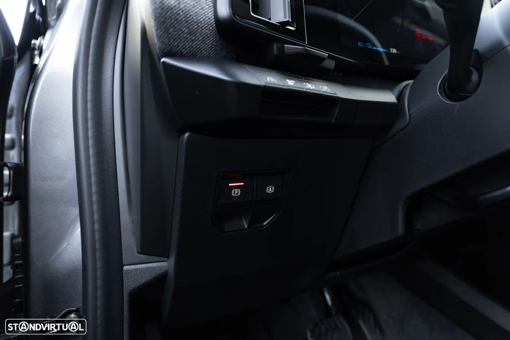 Renault Mégane E-Tech - 12