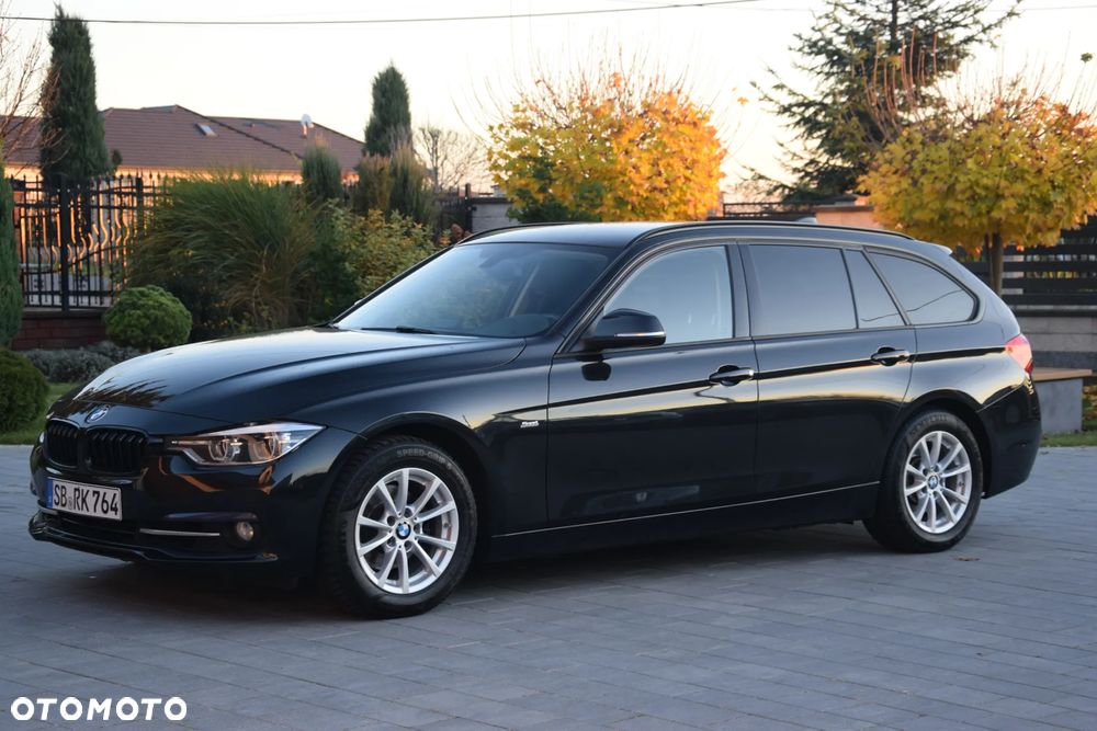 BMW Seria 3 320i Touring Sport Line - 4