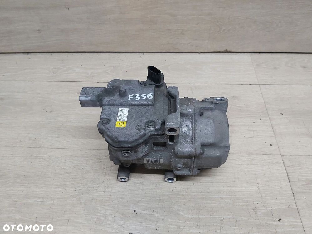 Toyota Auris II 1,8 hybryda sprężarka klimatyzacji kompresor 042200-1030 - 1