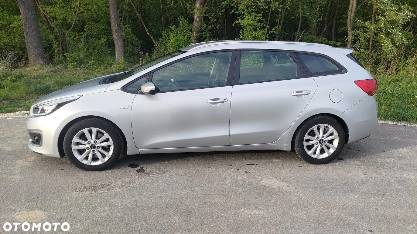 Kia Ceed SW 1.0 T-GDI 120 OPF Vision - 2