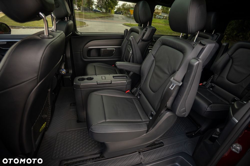 Mercedes-Benz Klasa V - 38