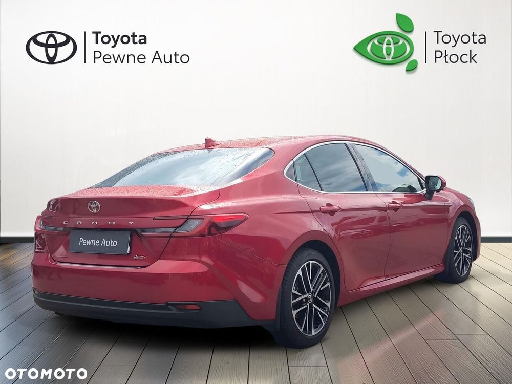 Toyota Camry - 7