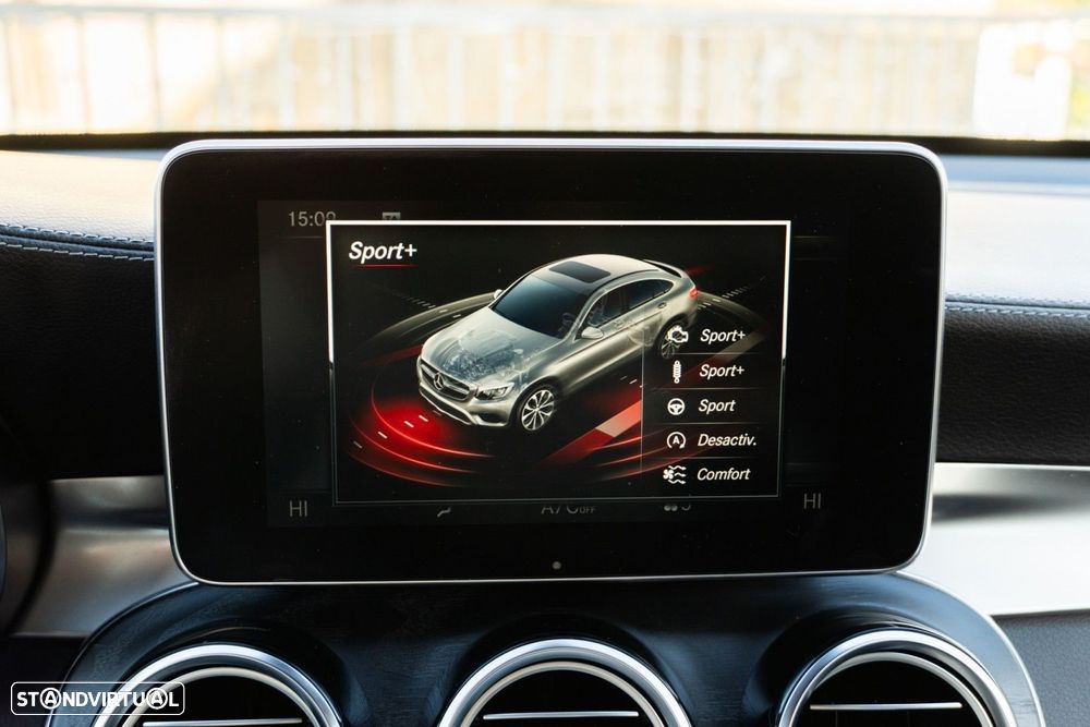 Mercedes-Benz GLC 220 d 4Matic 9G-TRONIC AMG Line - 37