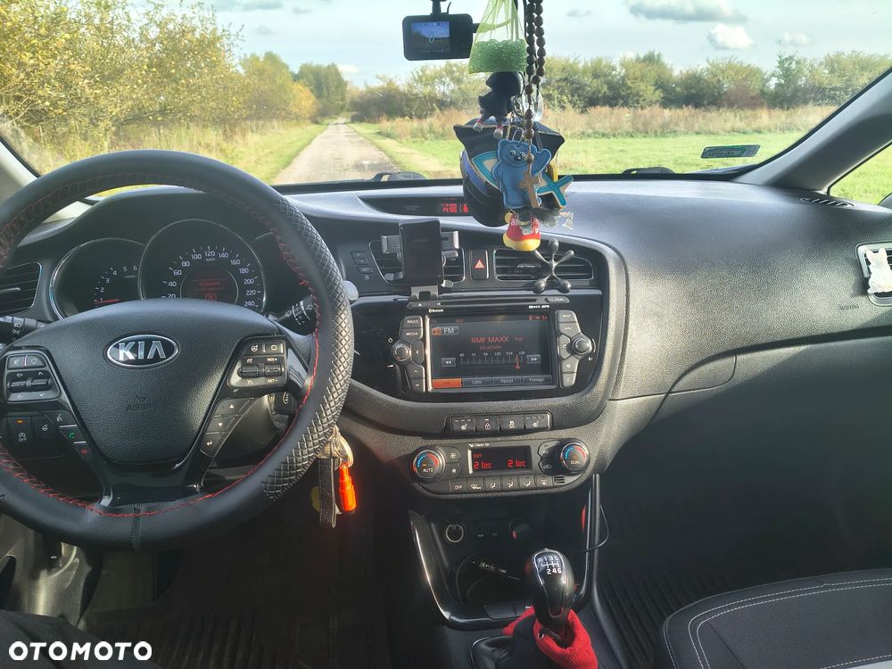Kia Ceed 2015 photo 5