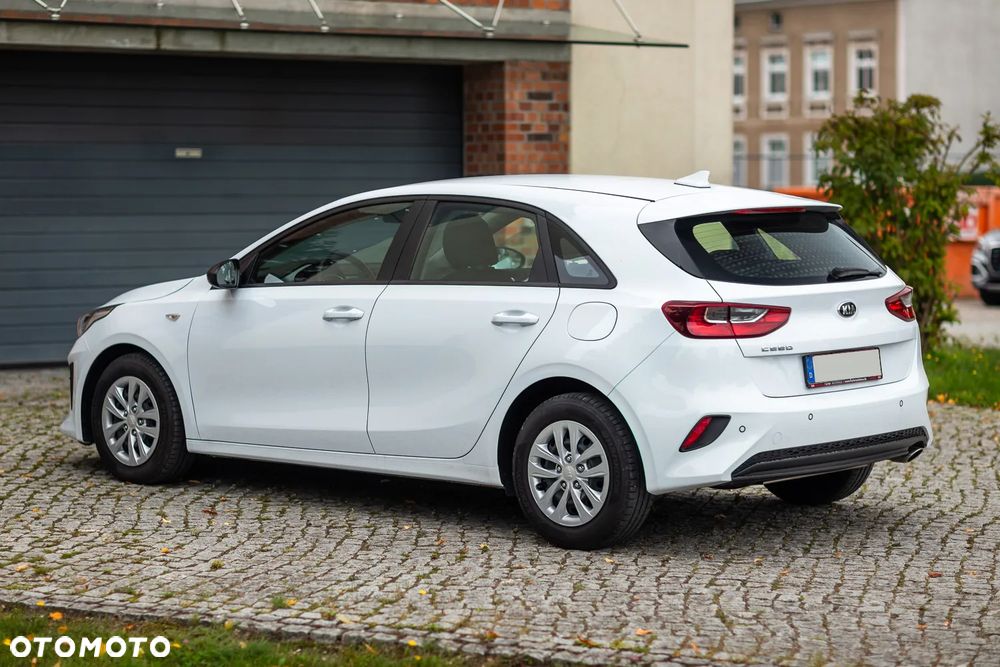 Kia Ceed 1.0 T-GDI 100 OPF Attract - 13