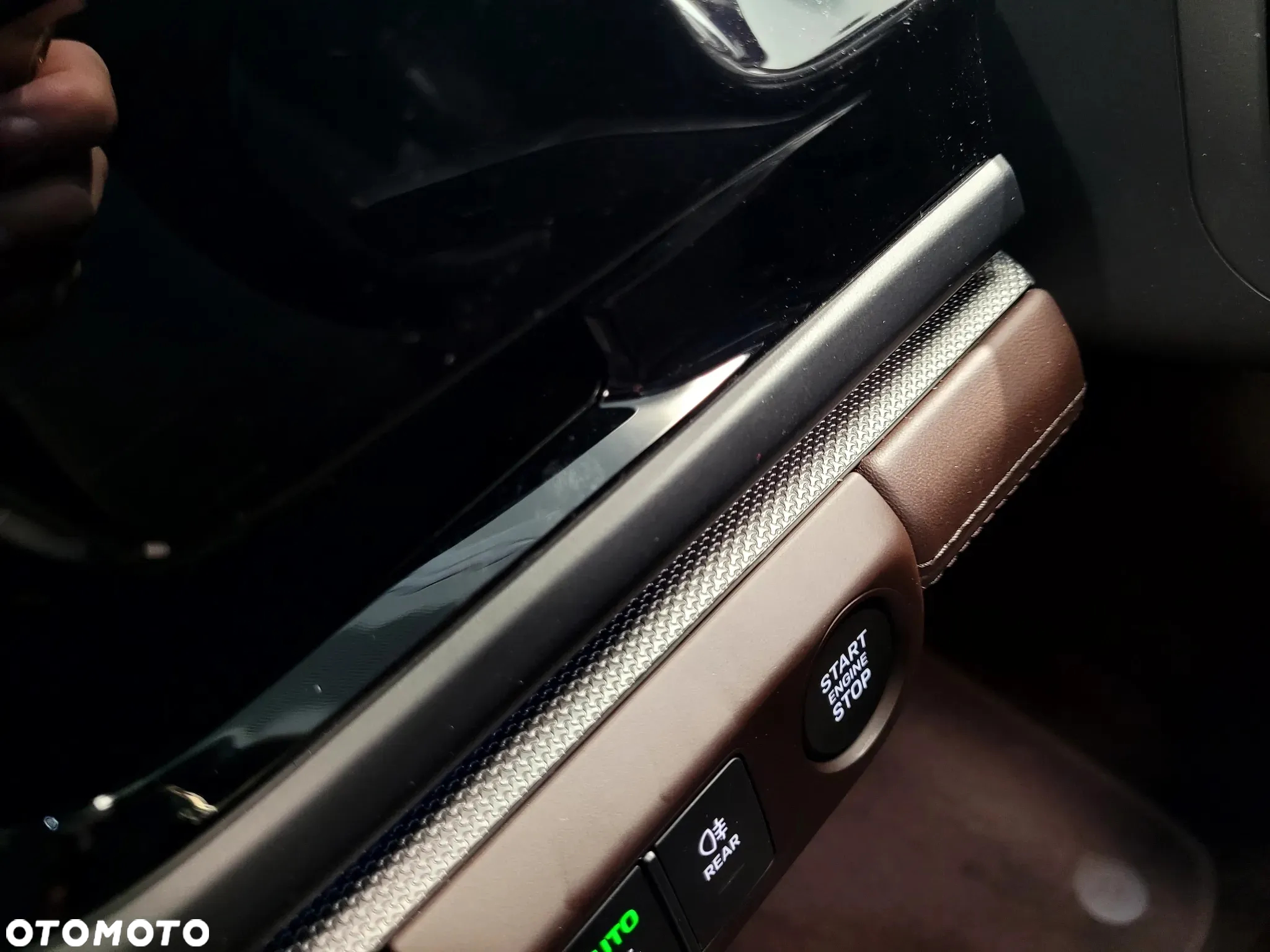 Porsche Panamera 4 - 22