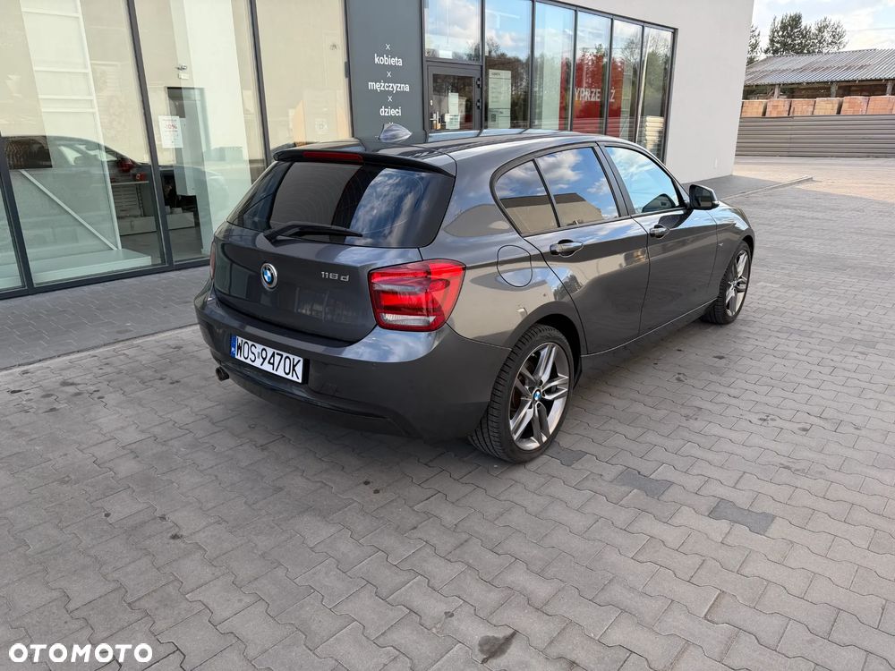 BMW Seria 1 116d Sport Line - 11