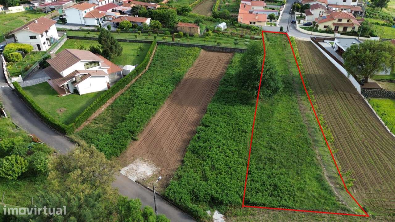 Terreno plano para venda em zona de construção - Grande imagem: 3/29