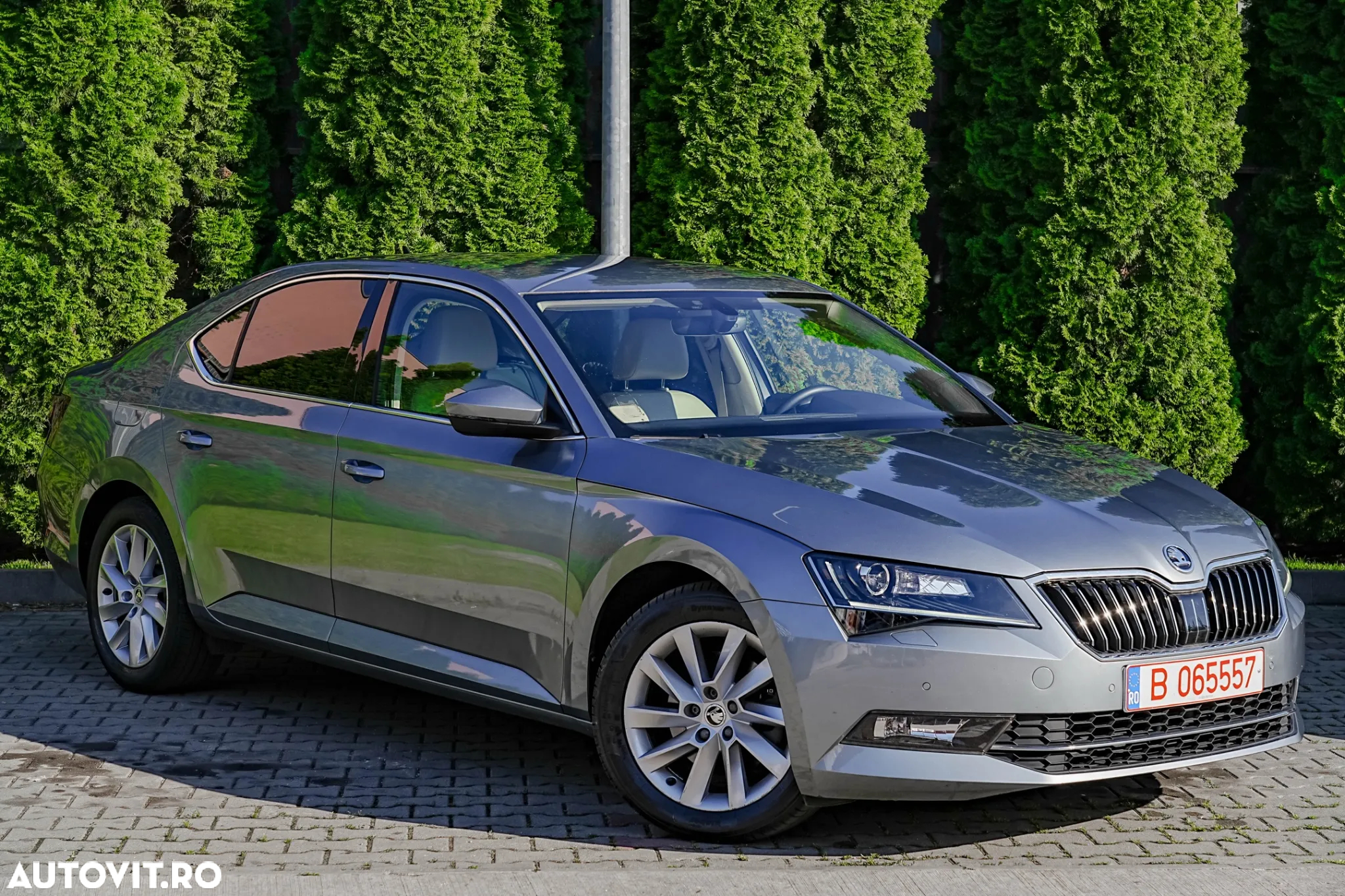 Skoda Superb 1.4 TSI ACT DSG SportLine - 10