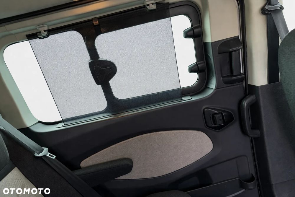 Ford Tourneo Custom 2.0 TDCi L2 Titanium - 21