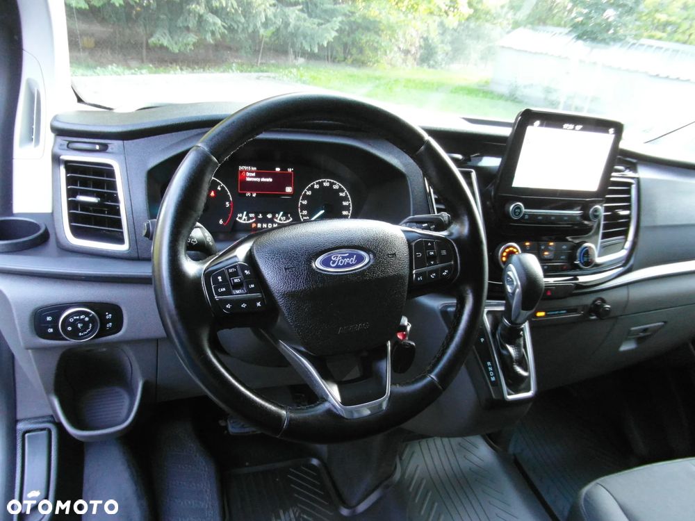 Ford TRANSIT CUSTOM SPORT - 23