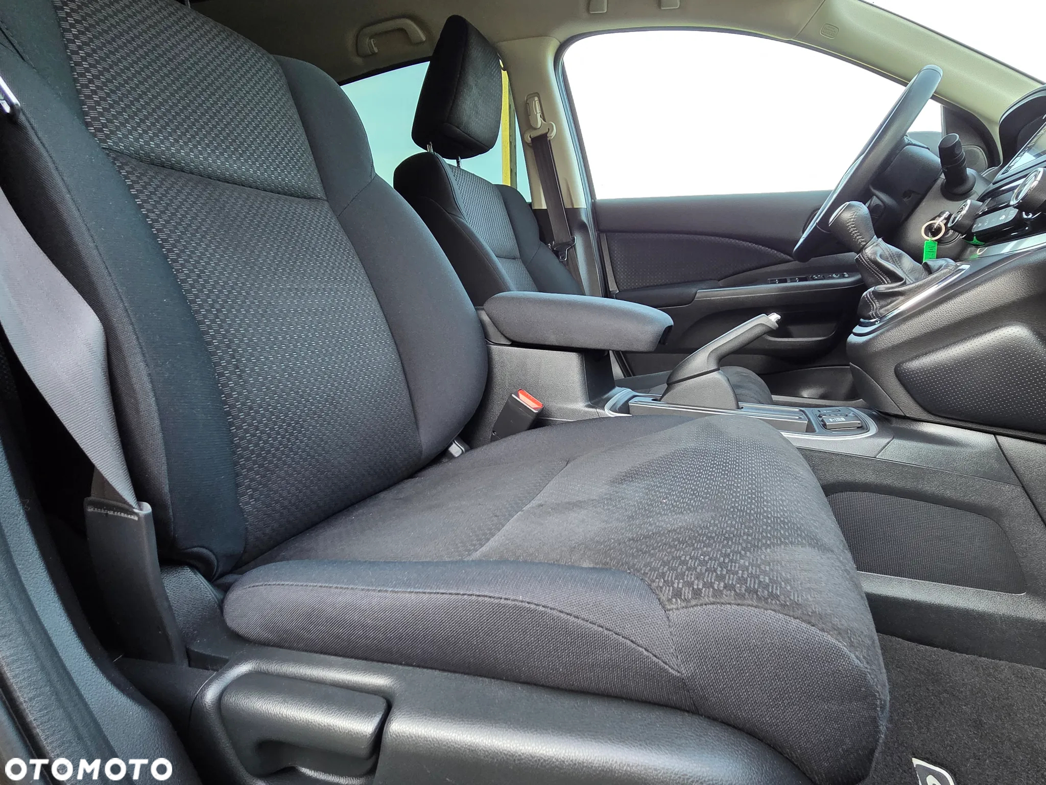 Honda CR-V 2.0 Elegance (Honda Connect+) / (2WD) - 32