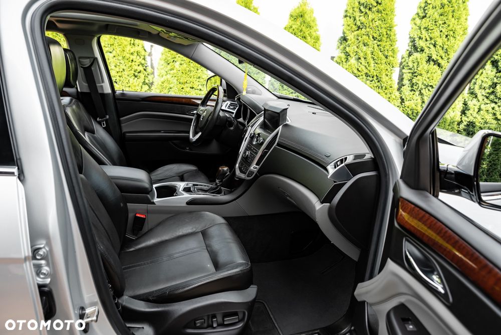 Cadillac SRX 3.0 V6 AWD Sport Luxury - 27