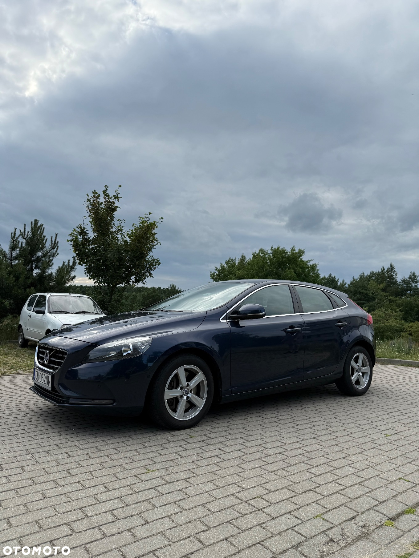 Volvo V40 D4 Momentum - 27