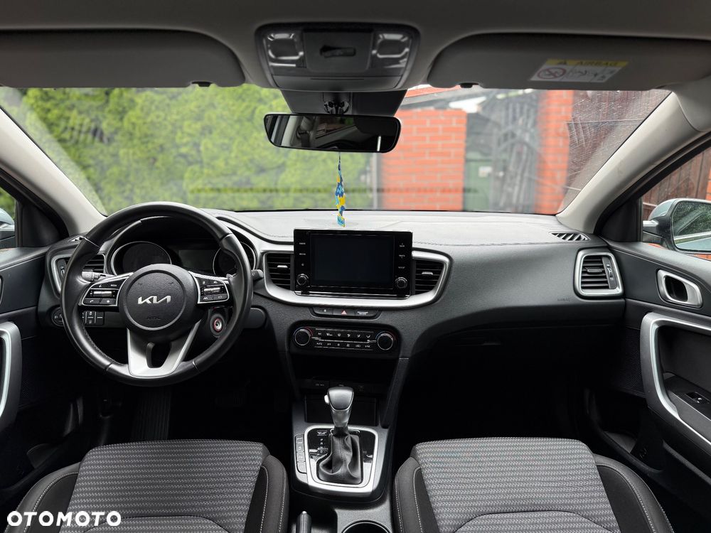Kia Ceed 1.5 T-GDI M DCT - 12