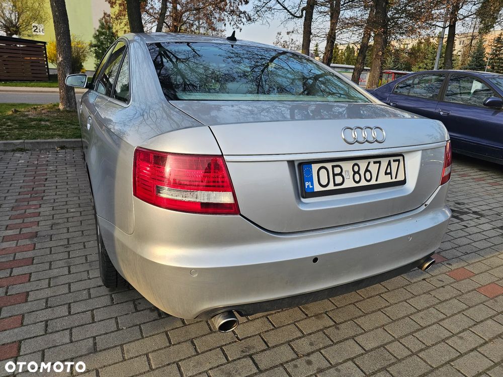 Audi A6 Limousine 2.4 - 2
