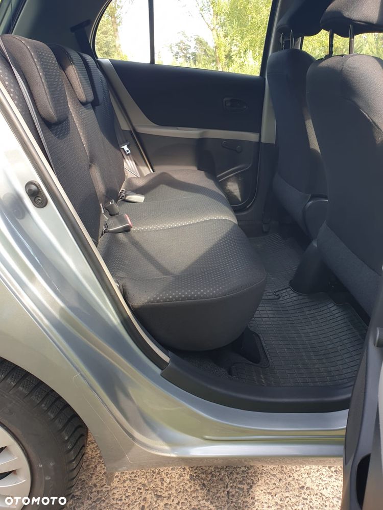 Toyota Yaris 1.33 Terra - 7