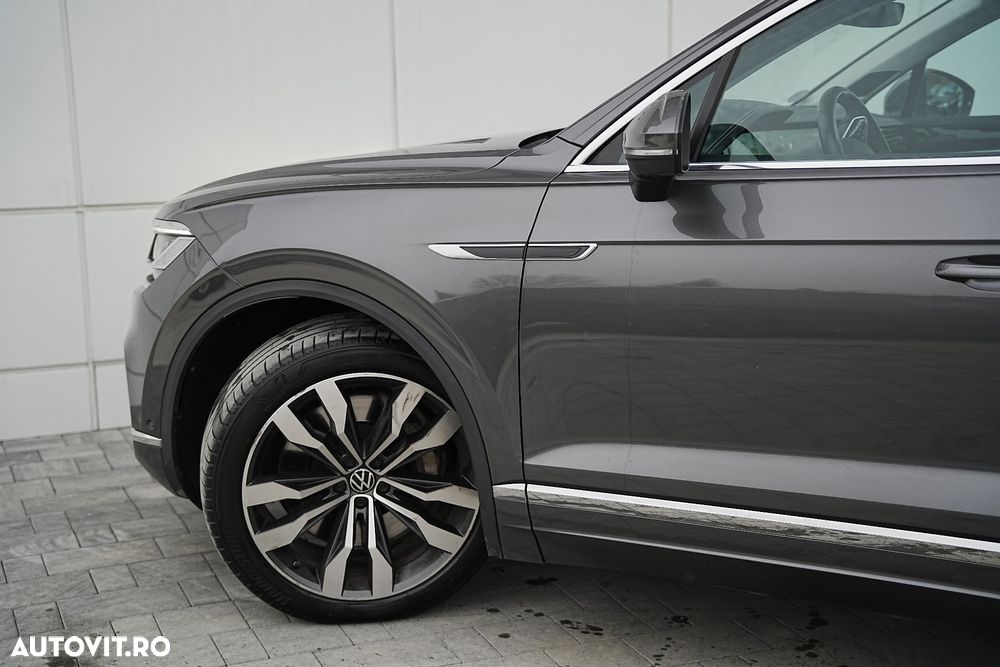 Volkswagen Touareg 3.0 V6 e-Hybrid 4Motion Aut. Elegance - 41