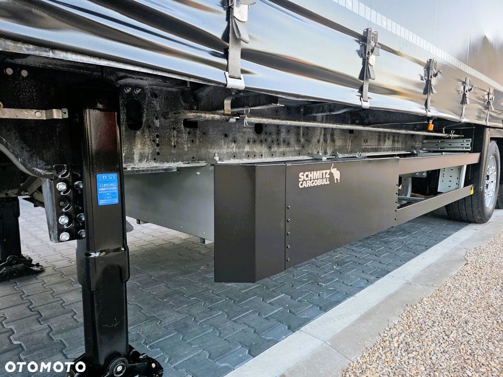 Schmitz Cargobull Varios **Oś Podnoszona* Dach Podnoszony * Salon PL! - 13