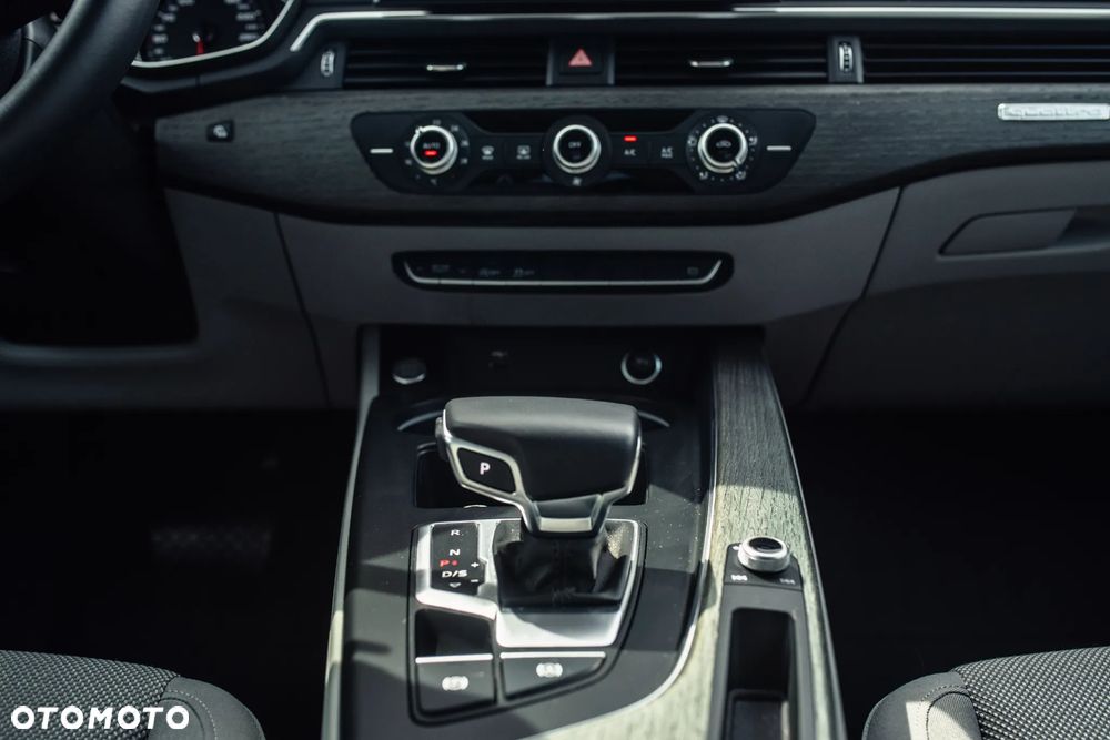 Audi A4 Limousine 40 TDI mHEV Advanced S tronic - 24