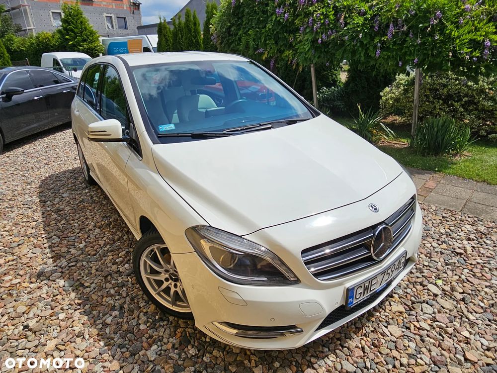 Mercedes-Benz Klasa B 180 - 17