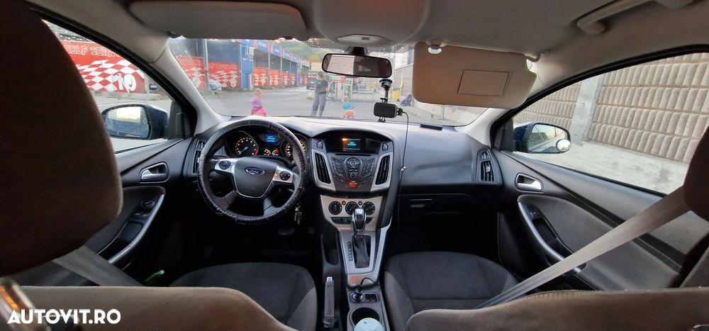 Ford Focus - 10