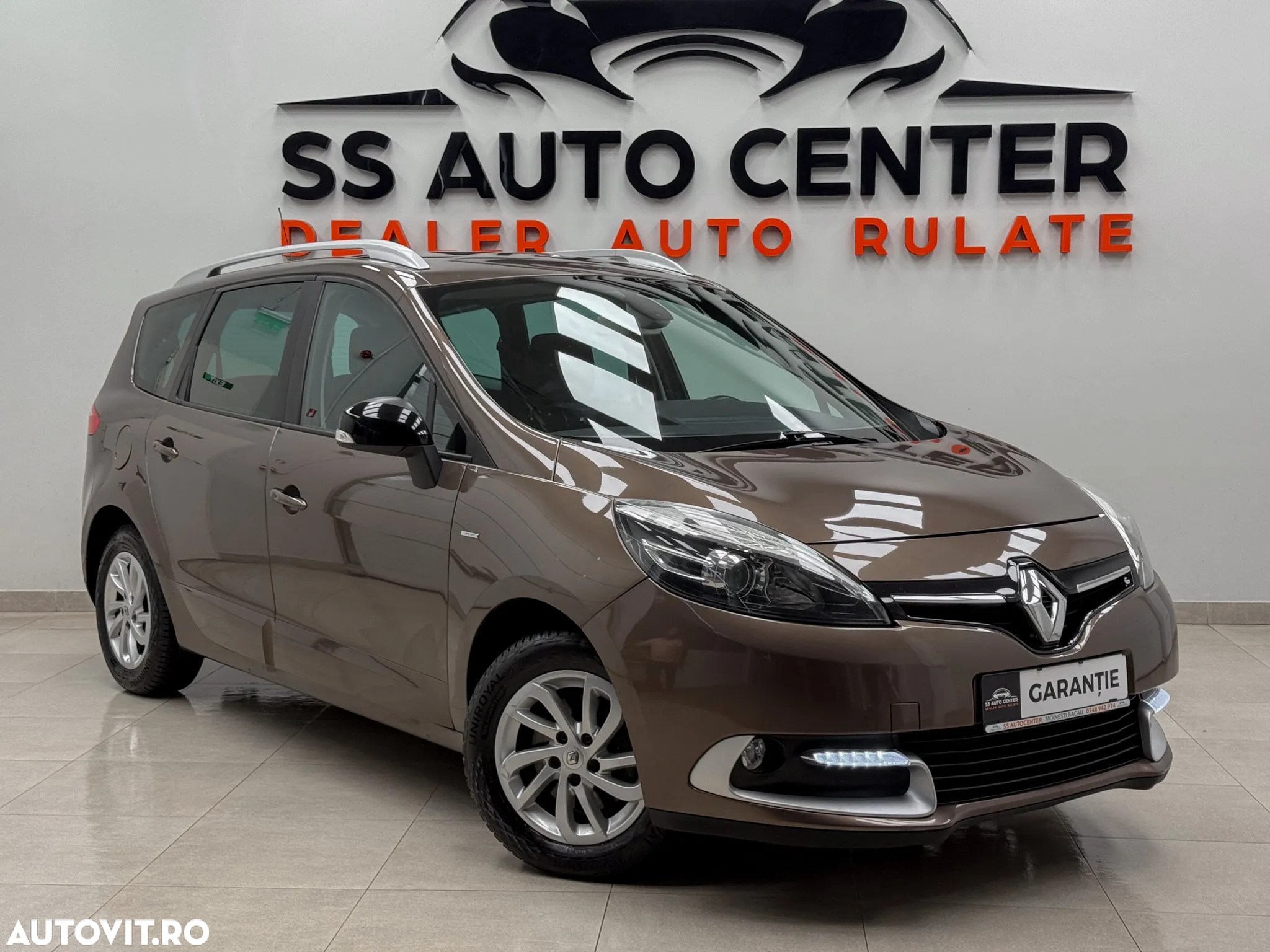 Renault Grand Scenic dCi 110 LIMITED - 13