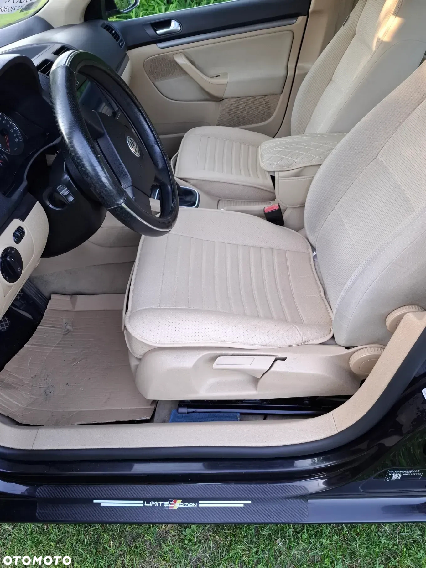 Volkswagen Jetta 1.9 TDI DPF BleuMot Comfortline - 19