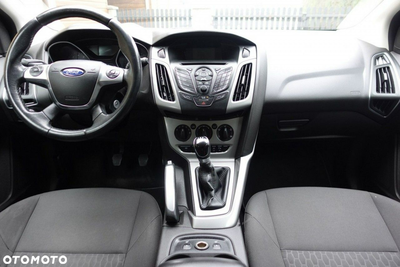 Ford Focus - 13