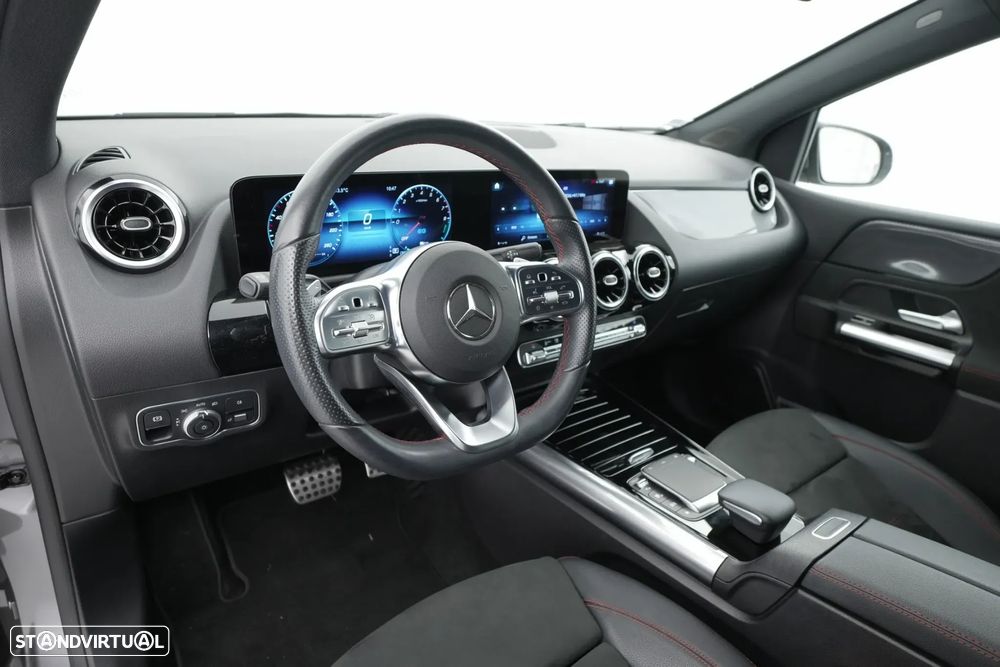 Mercedes-Benz B 250 e AMG Line - 24