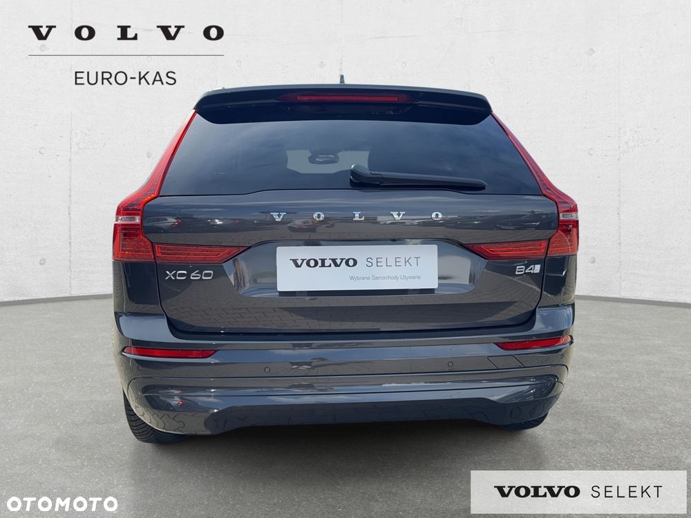 Volvo XC 60 - 8