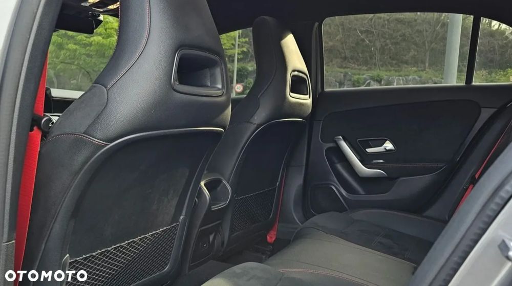 Mercedes-Benz Klasa A 45 AMG 4-Matic 8G-DCT - 13
