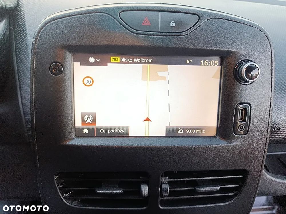 Renault Clio 1.2 16V Limited - 21