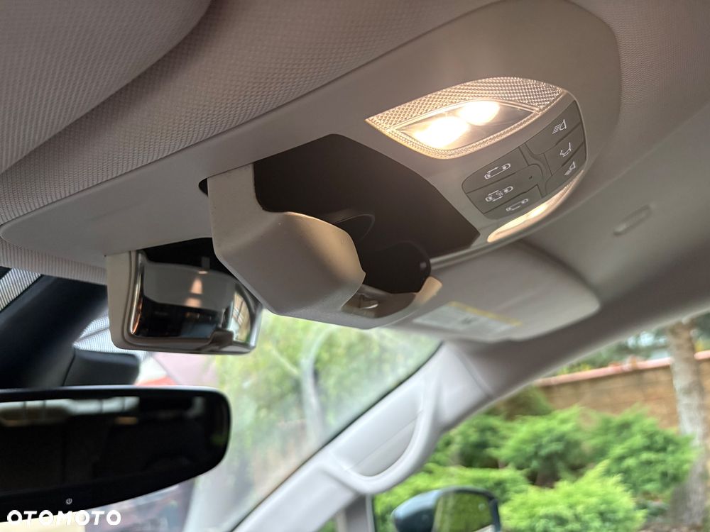 Chrysler Pacifica - 20