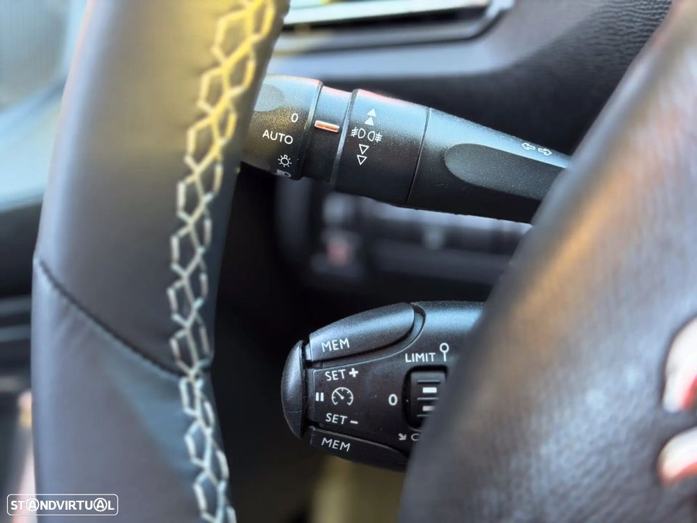 Peugeot 308 SW 1.5 BlueHDi Style - 21