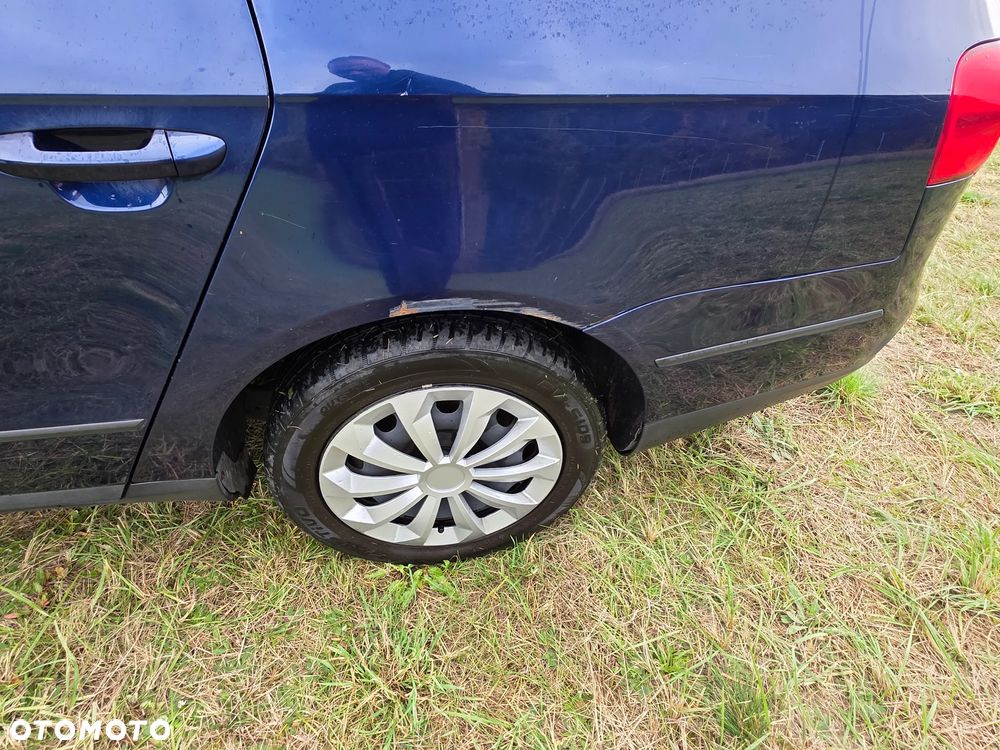 Volkswagen Passat Variant 1.6 Family - 24