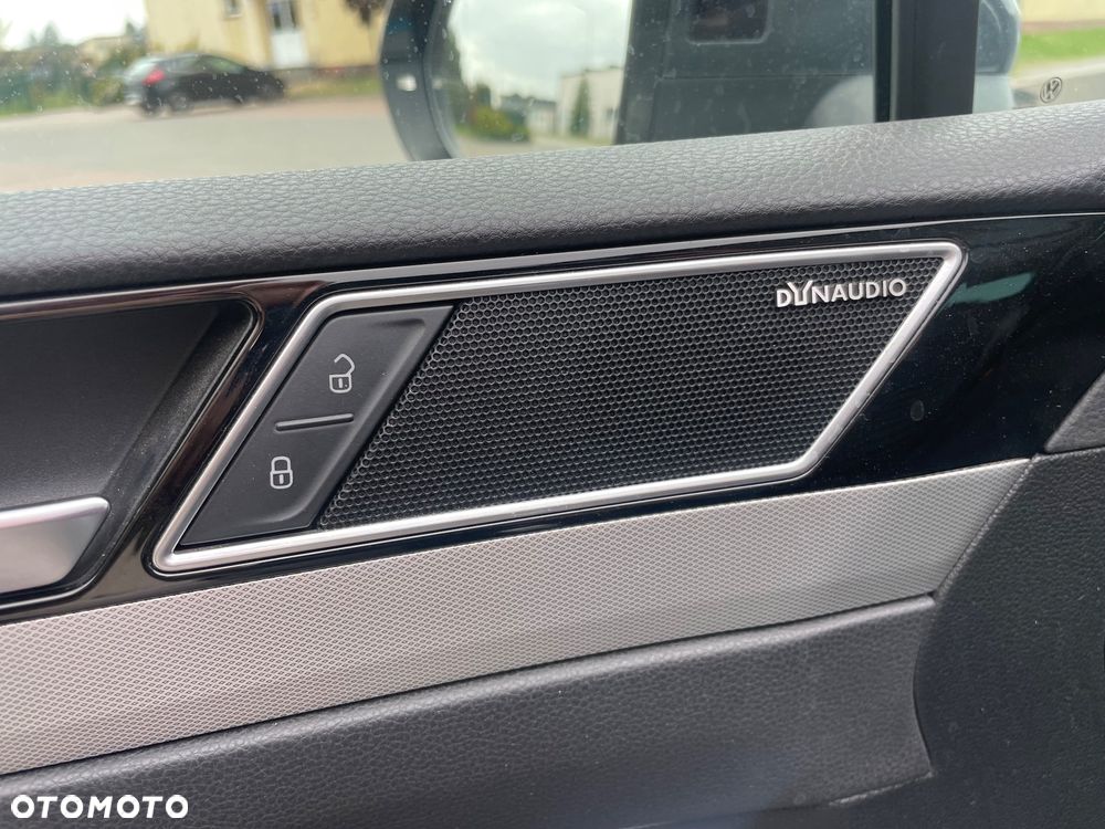 Volkswagen Passat 2.0 TDI BMT Highline DSG - 11