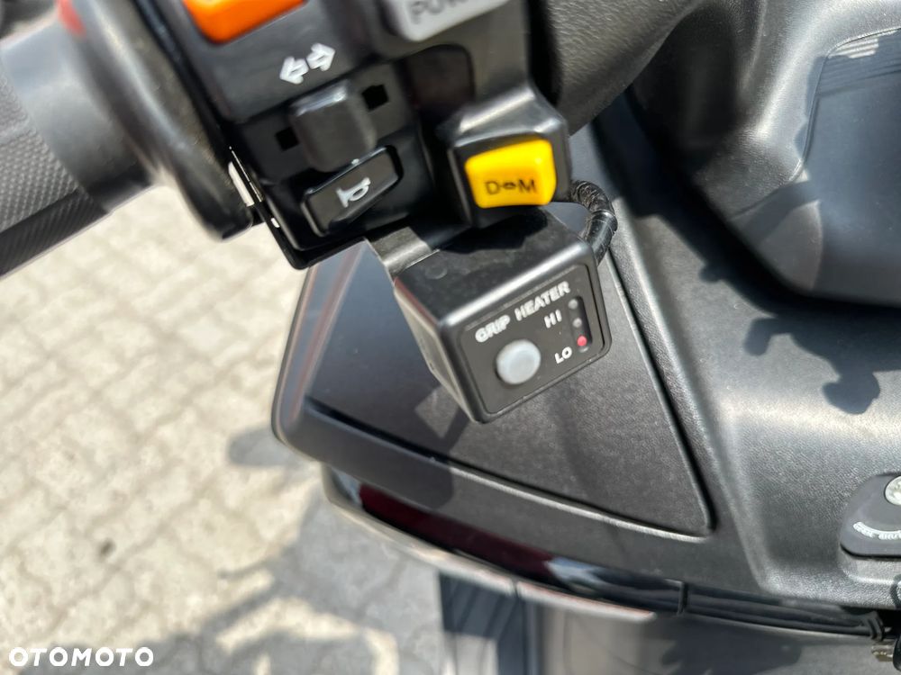 Suzuki Burgman - 20