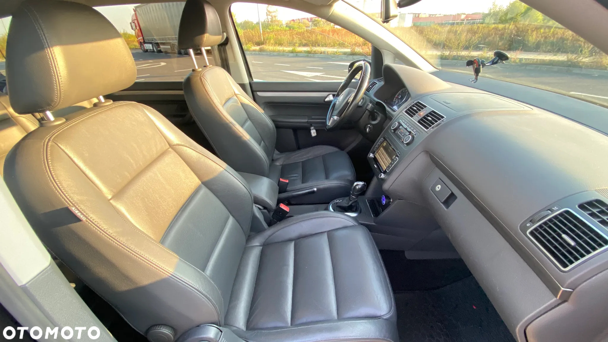 Volkswagen Touran 1.4 TSI Cross DSG - 17