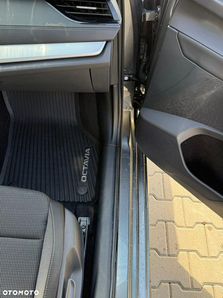 Skoda Octavia 1.5 TSI Selection - 14