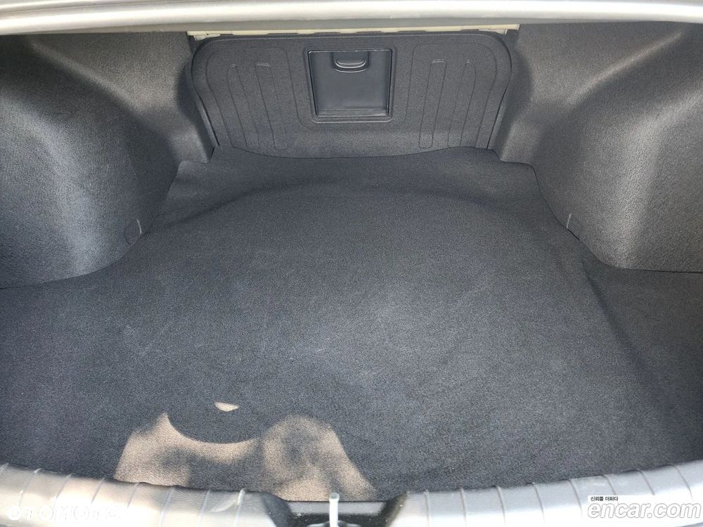 Kia K5 - 17