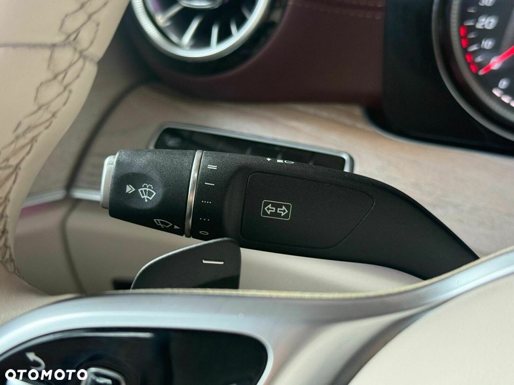 Mercedes-Benz Klasa E - 18