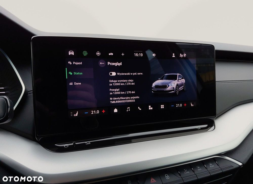 Skoda Octavia 1.5 TSI mHEV Selection DSG - 30