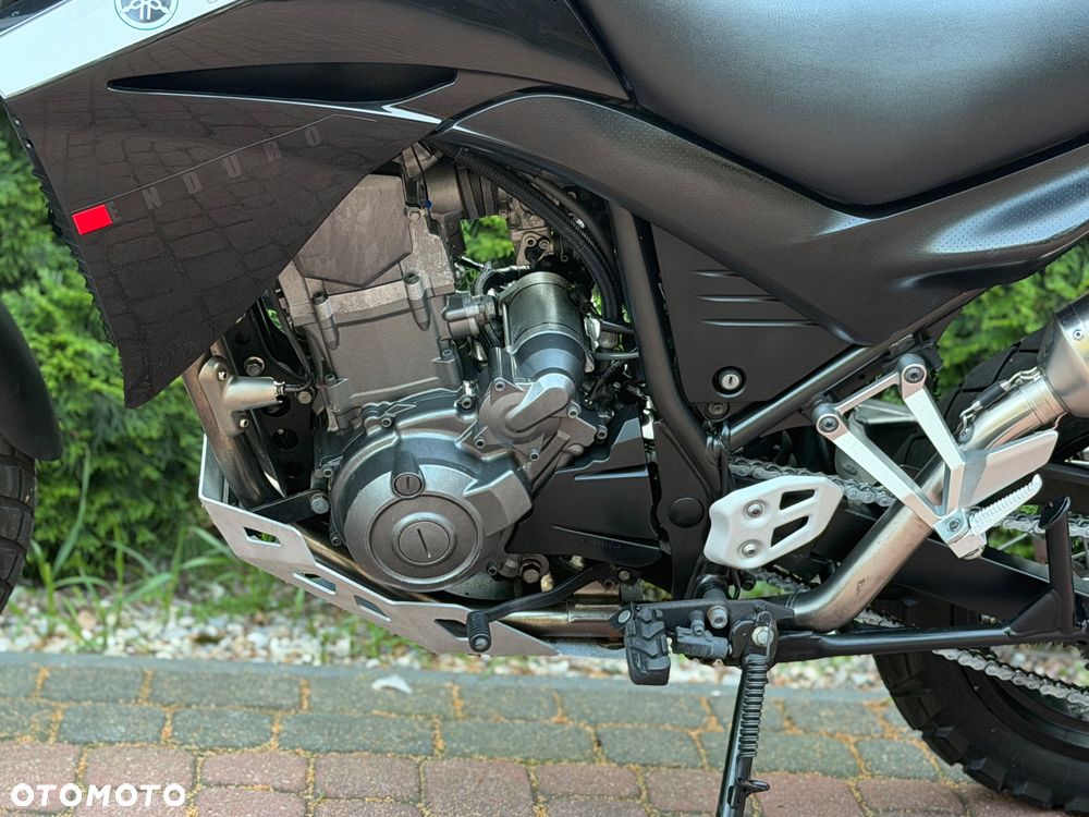 Yamaha XT - 17