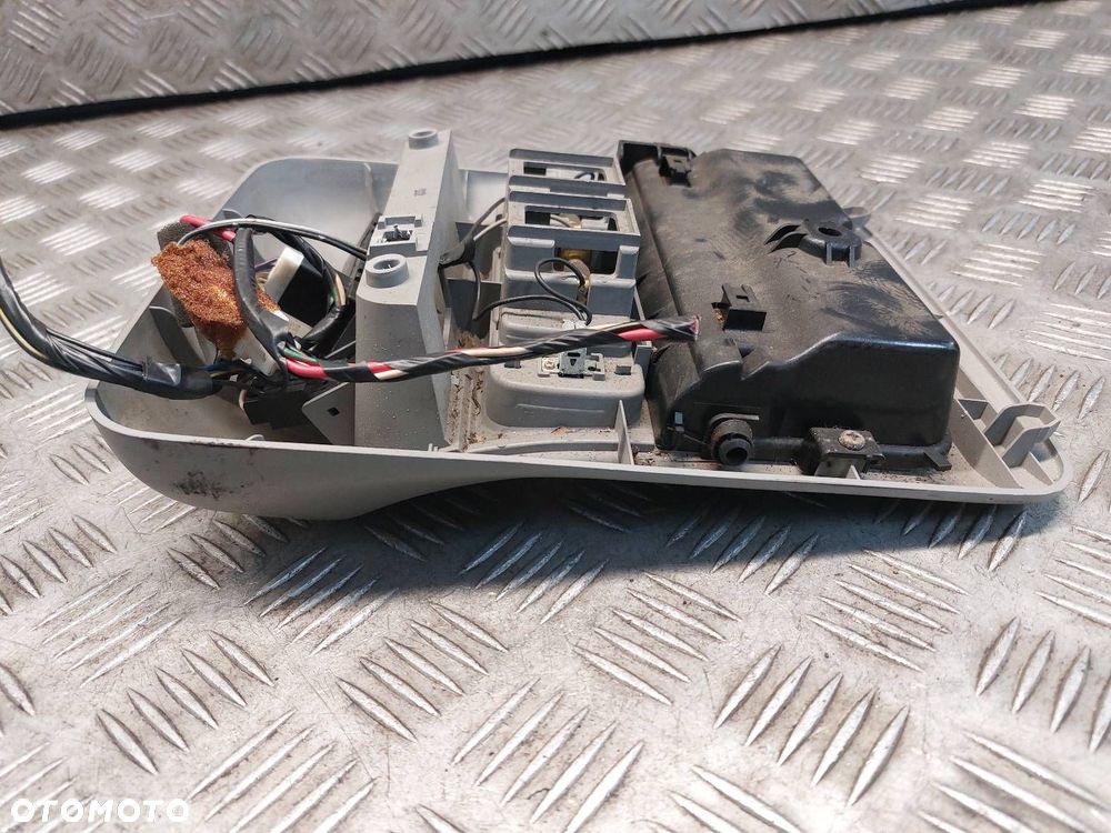 LAMPKA PODSUFITKI SUBARU FORESTER I - 4