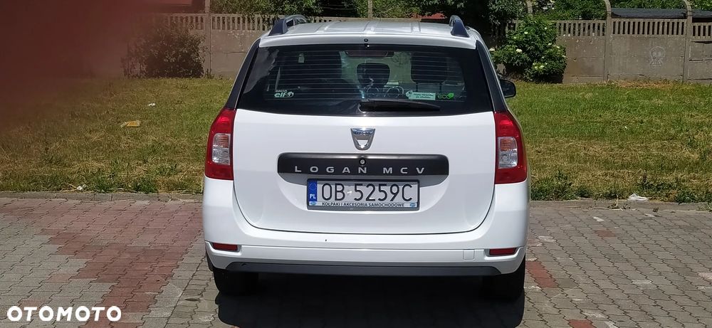 Dacia Logan 0.9 TCE Laureate - 8