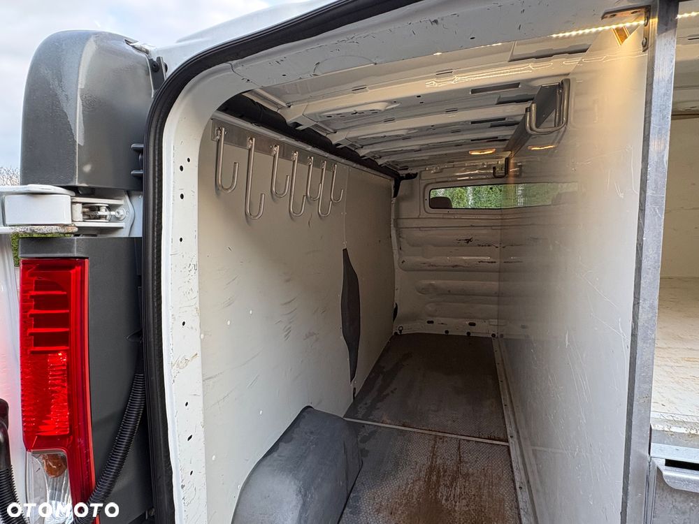 Nissan PRIMASTAR LONG - 19