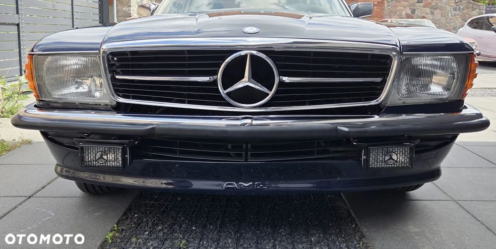 Mercedes-Benz SL - 1