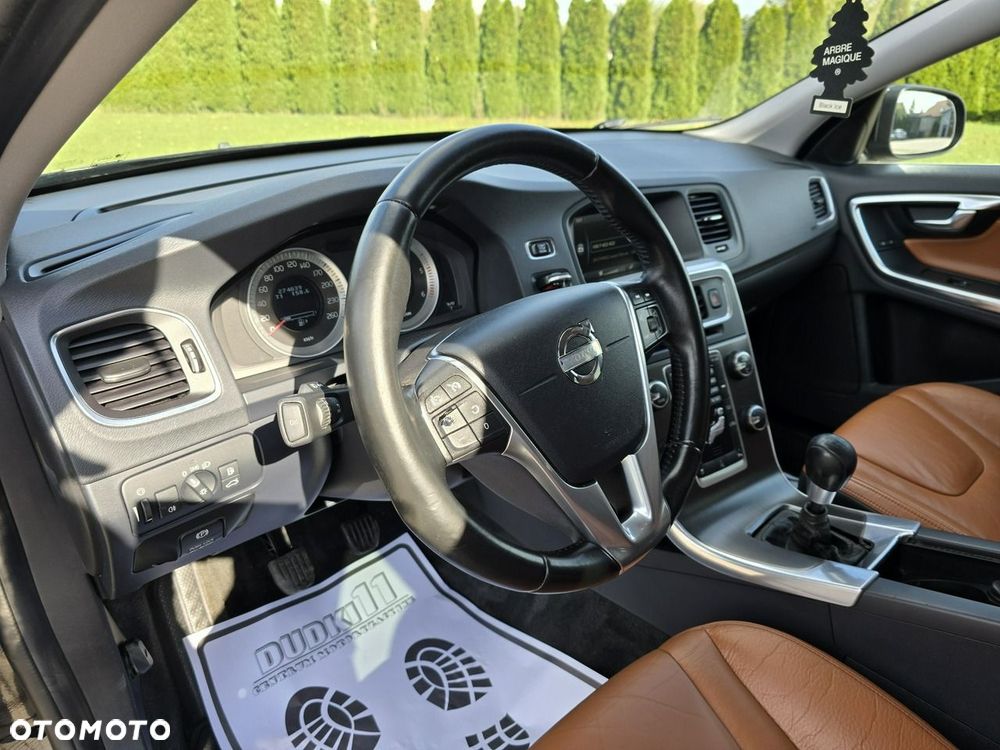 Volvo V60 - 16