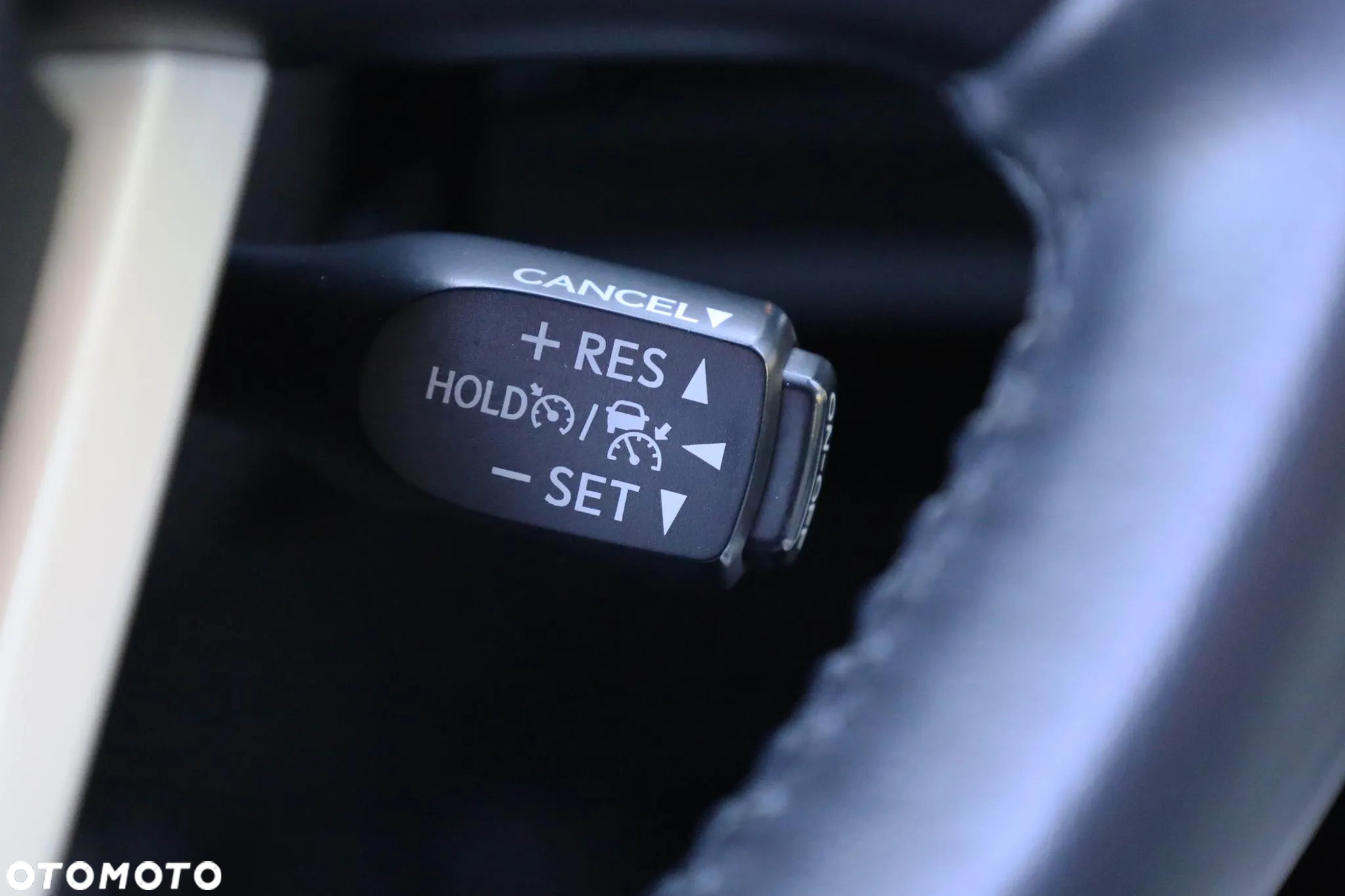 Toyota Prius 1.8 Hybrid Premium - 31